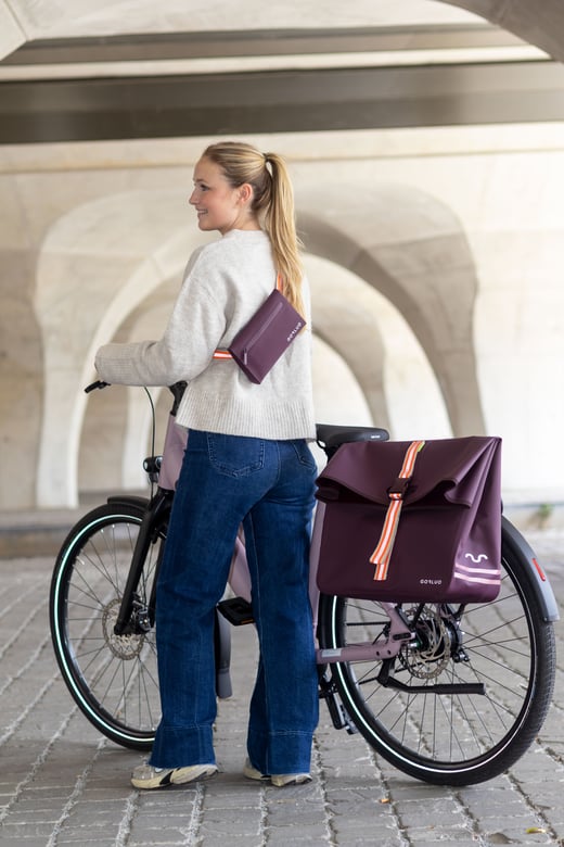 GOFLUO-©YadeDemet-houston-harper-burgundy-€119-€29-00005