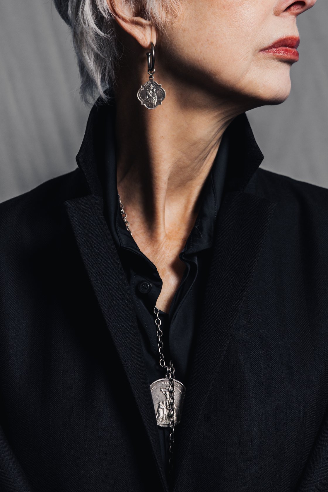 Janue-AnonymeFlamand-Earring-Large-Silver-€200-5