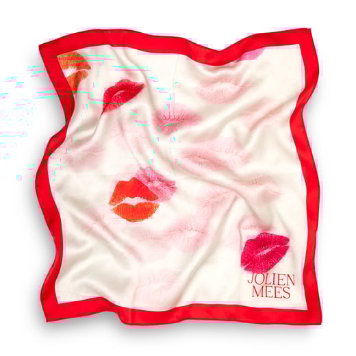 JolienMees - save your kisses for me - 49.50 euro - witte achtergrond.jpg